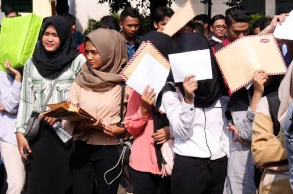 Etika kerja Dalam Tinjauan Riset Gallup Soal Quiet Quitting